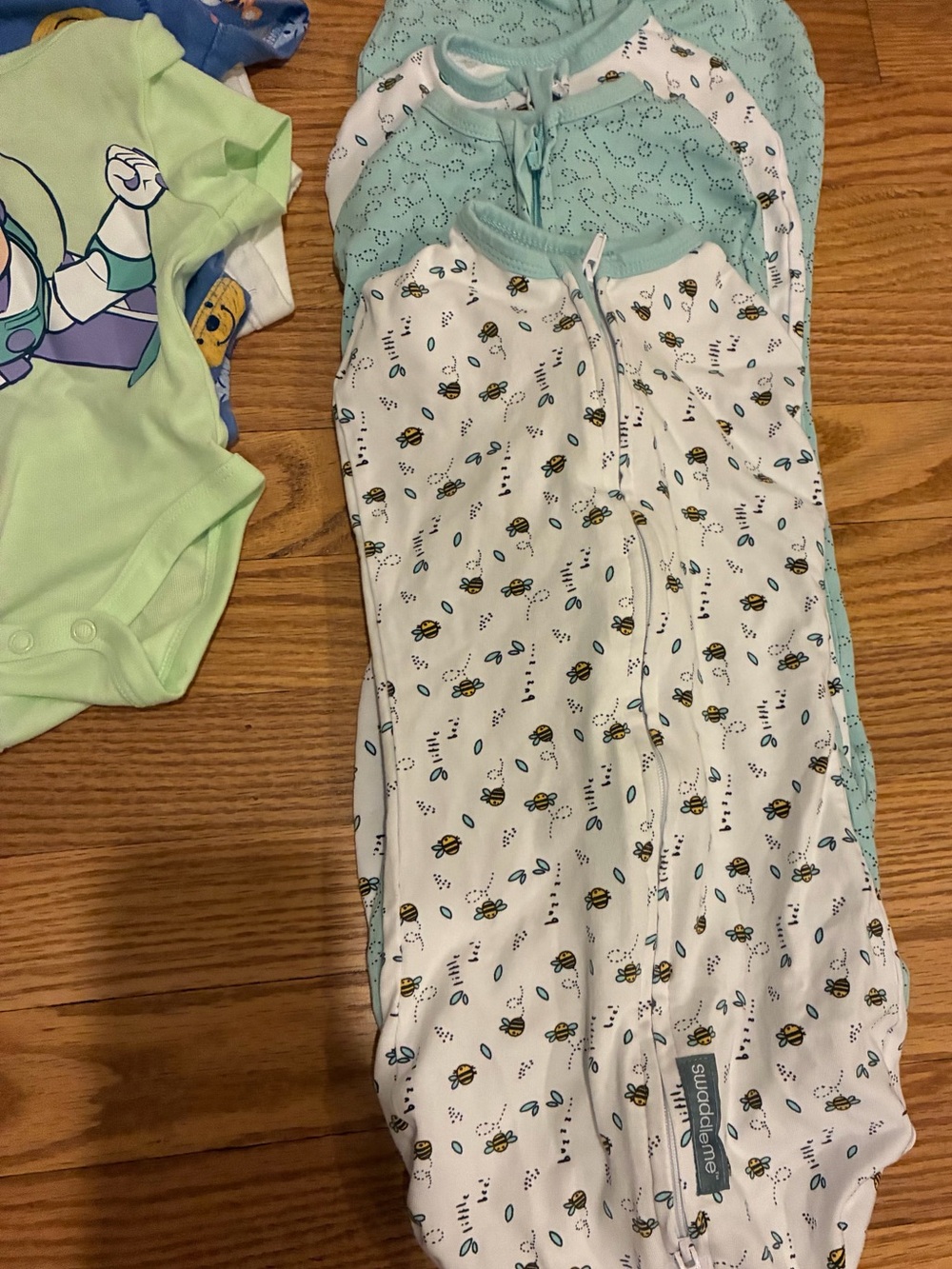 Newborn clothes bundle - Picture 2 of 4